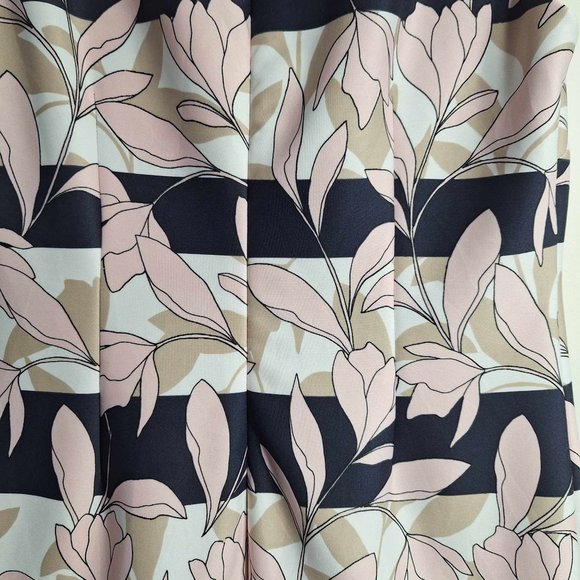 Vince Camuto Lined Sheath Dress with Cap Sleeves Size 8 - Picture 4 of 8